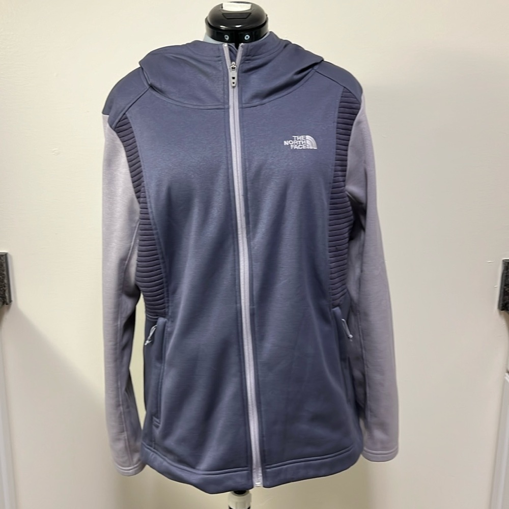 Size XXL The North Face jacket with hood, 2 side zip pockets